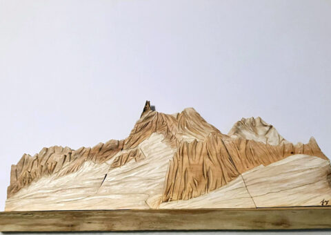 Skyline 1 (Dente del Gigante) - scultura su cirmolo 70x27x10 cm
