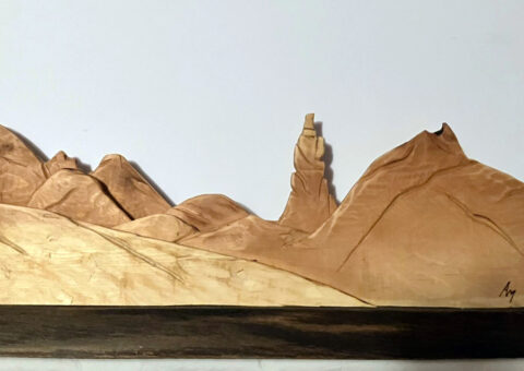 Skyline 18 (Campanile Valmontanaia) - scultura su cirmolo 53x20x9 cm